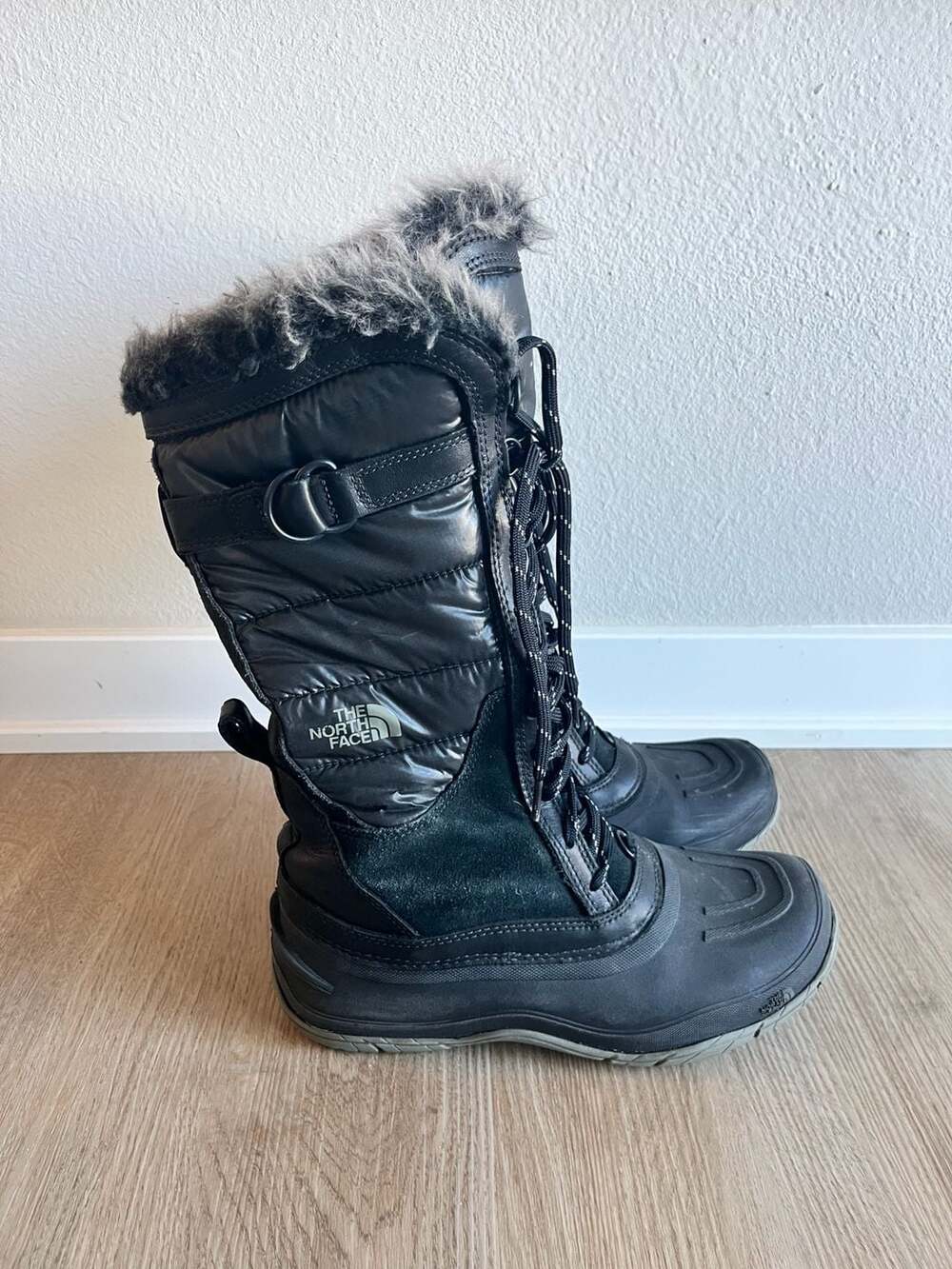 The North Face,Tall Shellista Fashion Winter Snow Boots, Black, Faux Fur, 8